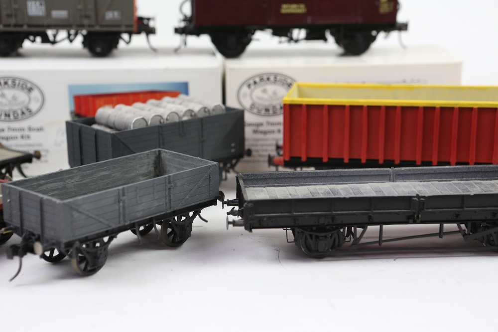 Fourteen O gauge assembled kit-built wagons, one part assembled, one unassembled and three - Image 7 of 7
