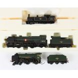 Two Hornby 00 gauge locomotives and tenders, comprising R2169 BR Merchant Navy Class 'Clan Line',