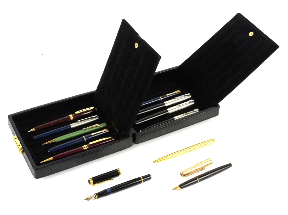 Double sided pen case containing a Parker Duofold 'Lady' navy slimfold ball point pen, Parker No.3 - Image 2 of 4