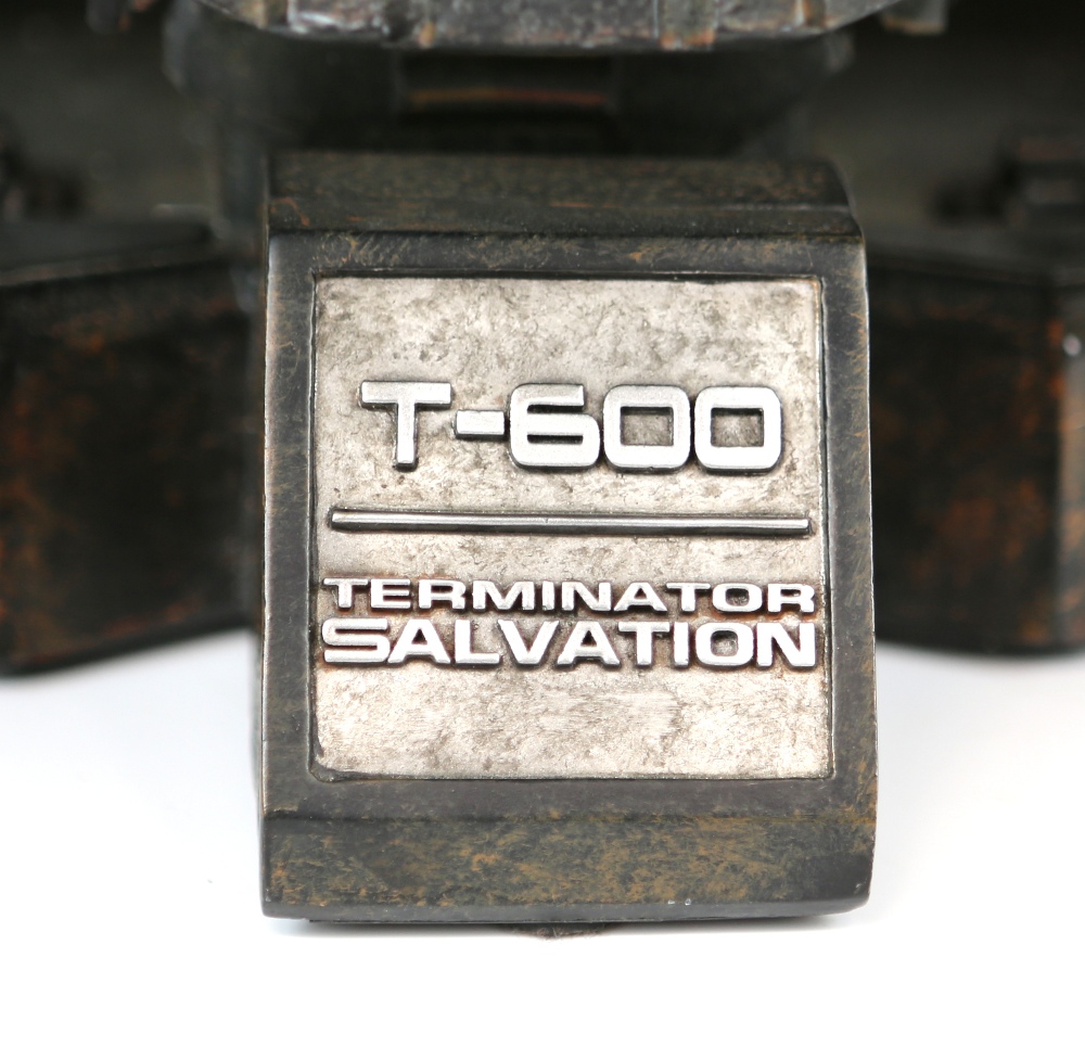 Sideshow Collectibles - T-600 Life-Size Bust from the blockbuster film, Terminator Salvation. - Image 6 of 7