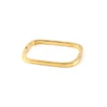 Retro oblong geometric bangle, hidden clasp, stamped 18 ct Inside dimensions 60 x 43mm, outer