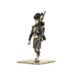 Silver model of a solider, uniform of 42nd Highlanders (Black Watch) marching, 60 grams,