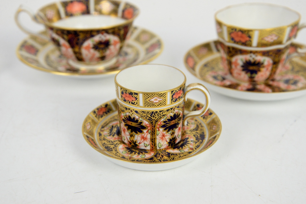 Royal Crown Derby Imari pattern no 1128, four cups and saucers, and a coffee can and saucer - Image 3 of 10