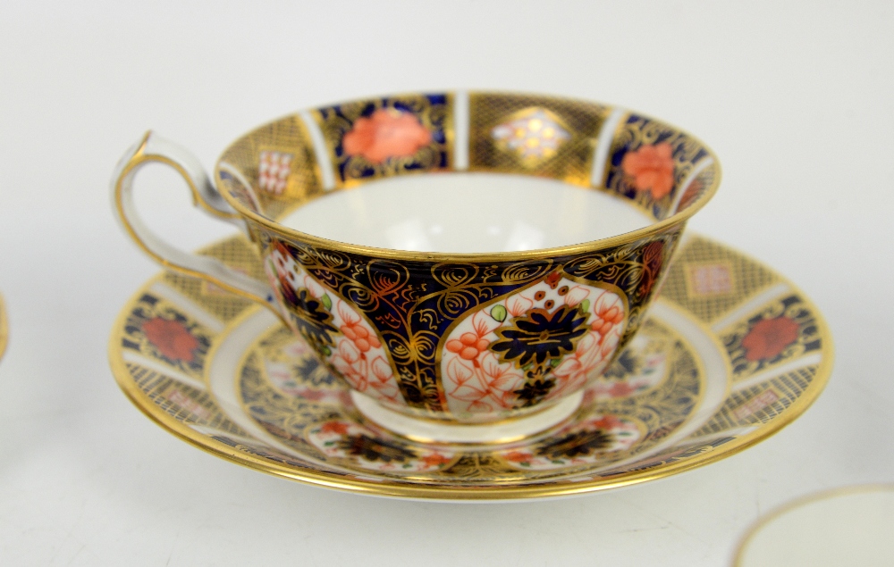 Royal Crown Derby Imari pattern no 1128, four cups and saucers, and a coffee can and saucer - Image 5 of 10