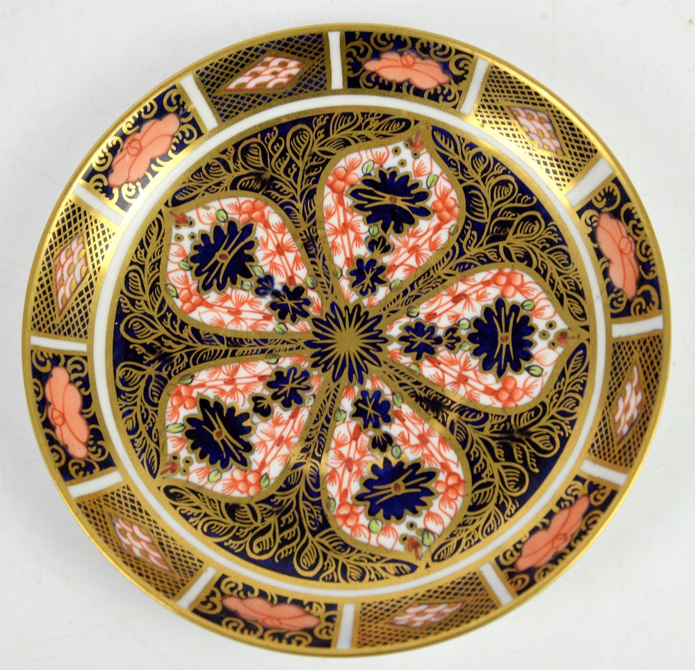 Royal Crown Derby Imari pattern no 1128, four cups and saucers, and a coffee can and saucer - Image 10 of 10