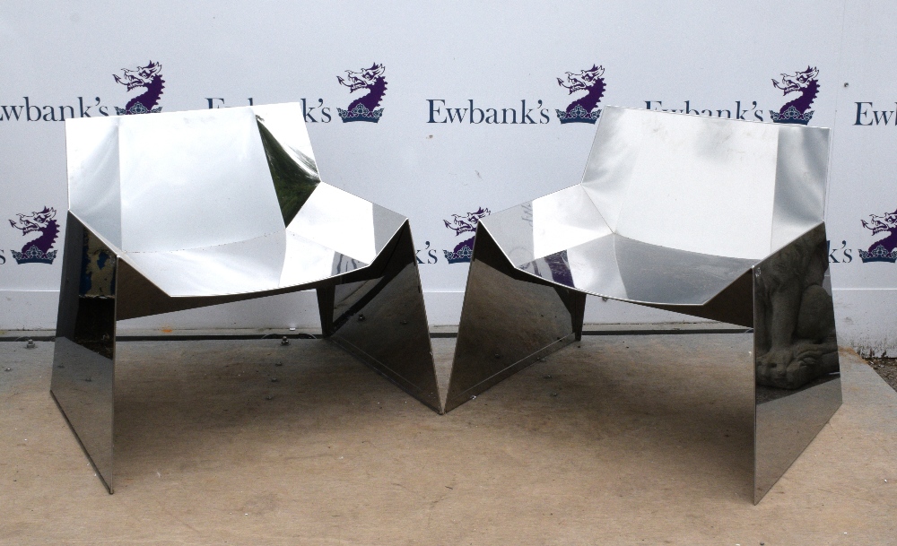 Emilio Nanni for Cattelan Italia, pair of Alaska lounge chairs in geometric stainless steel, bearing - Image 5 of 22