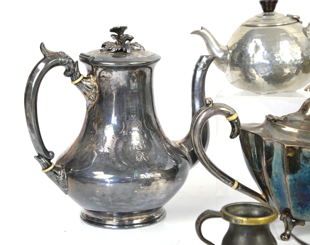 A quantity of silver plate to include various tea and coffee pots, mugs, sugar bowls etc. - Image 22 of 25