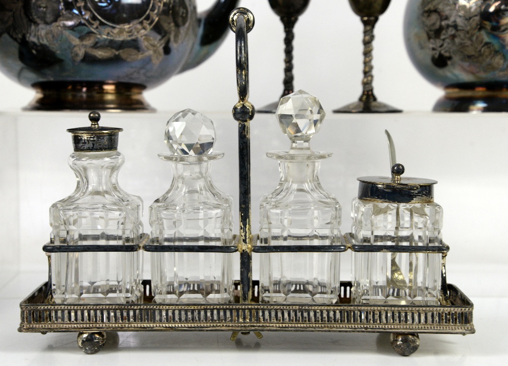 Collection of silver plated items to include a samovar, egg cruet, epergne with two glass vases, tea - Image 14 of 16