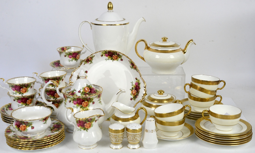 Royal Albert Old Country roses comprising tea pot cream jug, 6 cups and saucers, 6 tea plates, sugar - Image 6 of 12
