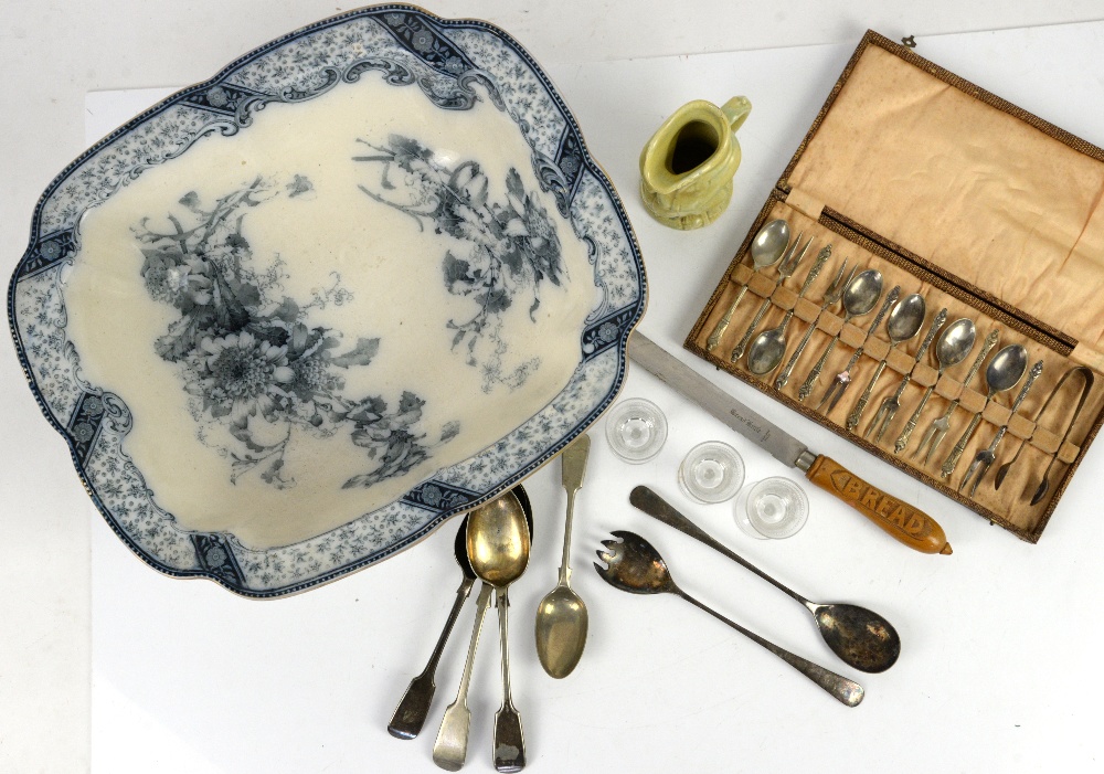 Doulton wash basin, tea services, together with other china and decorative items including a small - Image 13 of 13