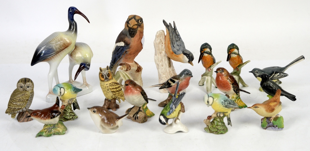 Collection of Beswick birds including blue tit, Wren and Robin x7, and 7 Goebel birds, and 4 other