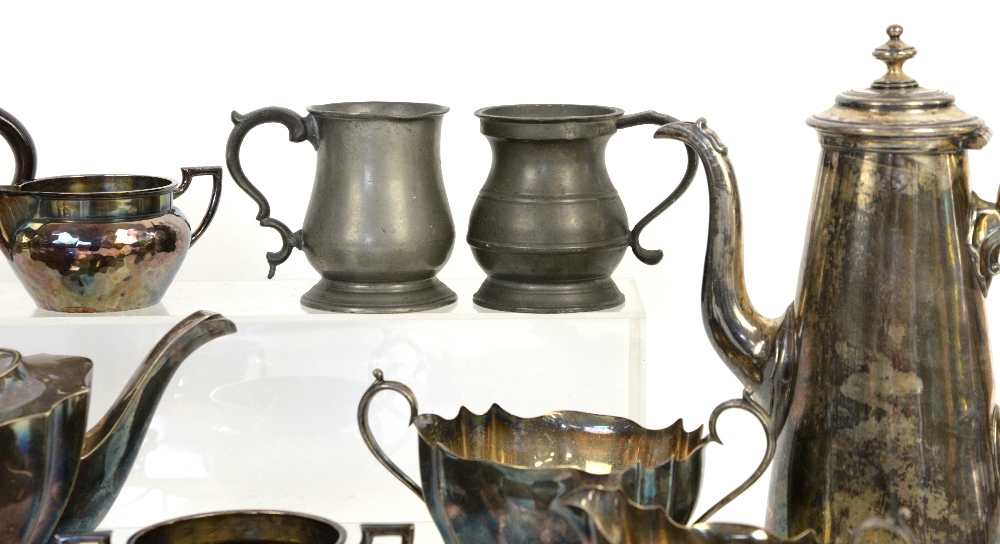 A quantity of silver plate to include various tea and coffee pots, mugs, sugar bowls etc. - Image 19 of 25