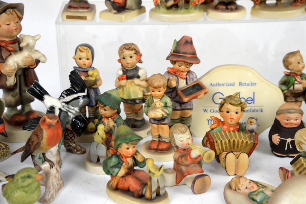 Collection of Goebel Hummel figurines of children (25) and 9 birds - Image 8 of 10