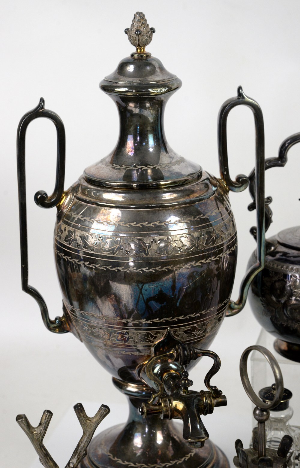 Collection of silver plated items to include a samovar, egg cruet, epergne with two glass vases, tea - Image 11 of 16