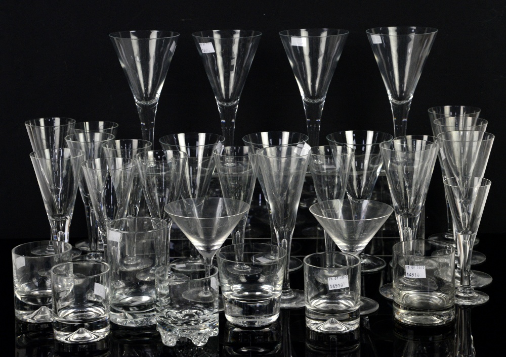 Suite of Dartington glasses Sharon comprising 8 champagne flutes (varying sizes) and three whiskey