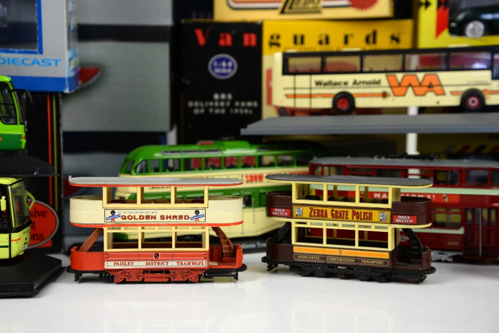 Collection of mostly boxed model vehicles by Exclusive First Editions, Lledo, Classic Coaches - Image 2 of 6