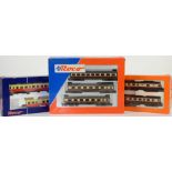 Roco H0/00 gauge 43033 SNCF, 43078 SNCF train packs and 43014 TEE coach pack, (3), boxed,