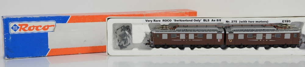 Roco H0/00 gauge 43770 SBB Ae8/14 11852 double electric locomotive, boxed,PROVENANCE: From a