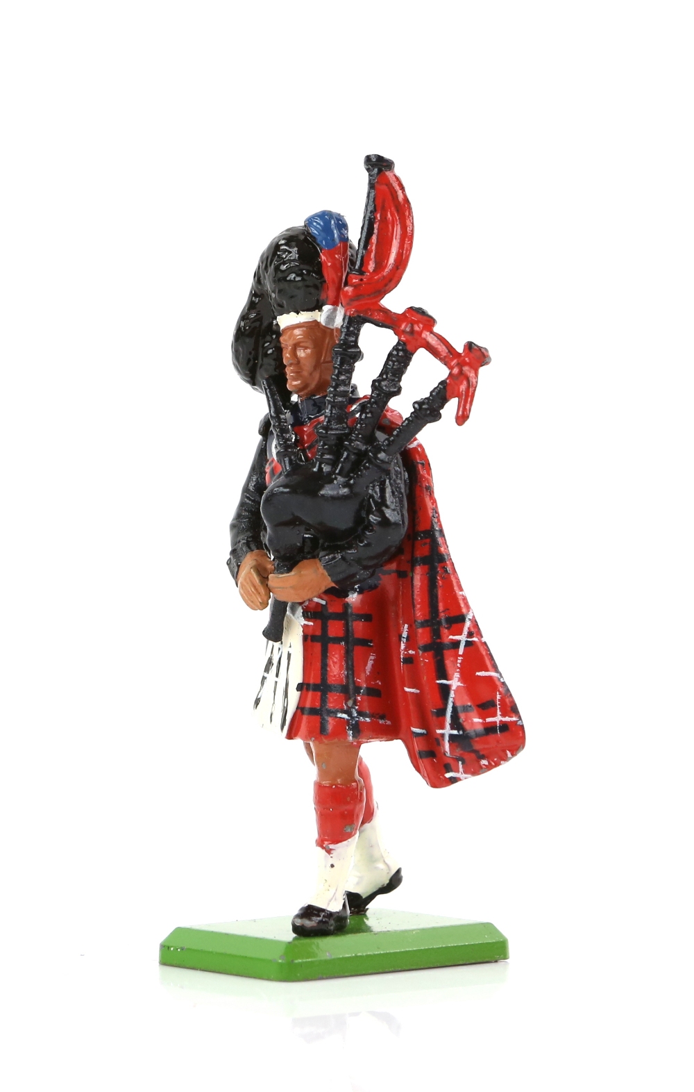 Twenty-one 1980's Britians Highland Regiment bagpipers, (loose), - Image 6 of 7