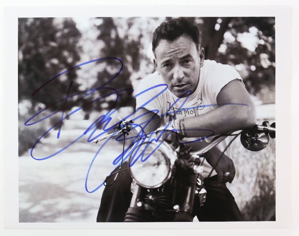 Bruce Springsteen - Signed 10 x 8 inch print of the legendary music star.