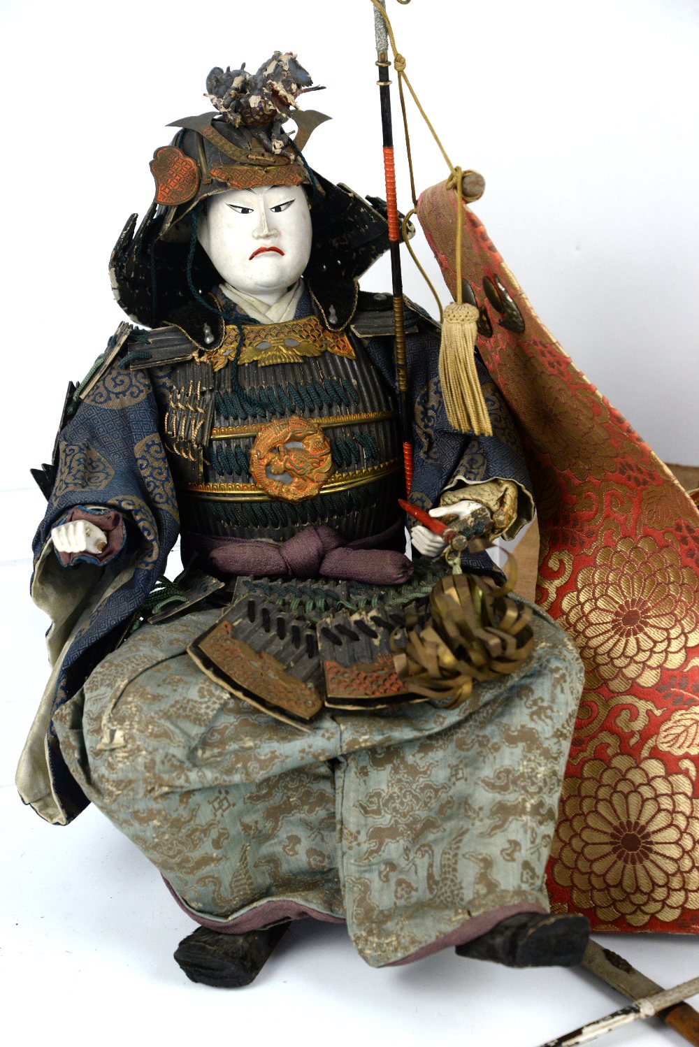 A Japanese Hinaningyo of a Daimyo, possibly for the Hinamatsuri Festival of March 3rd, about 35 cm - Image 4 of 7