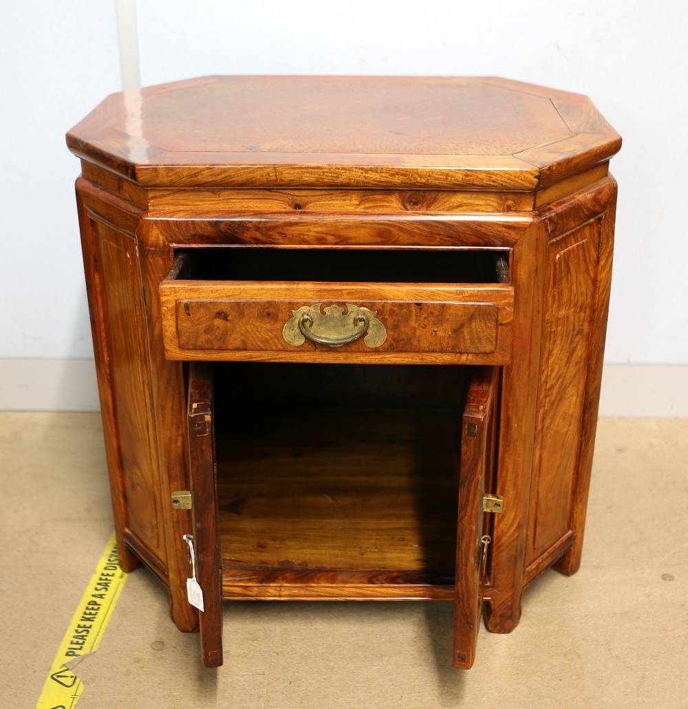 A pair of Chinese wood cabinets; each one approximately 62 x 49 x 51 cm, and of Eight-sided form - Image 24 of 26