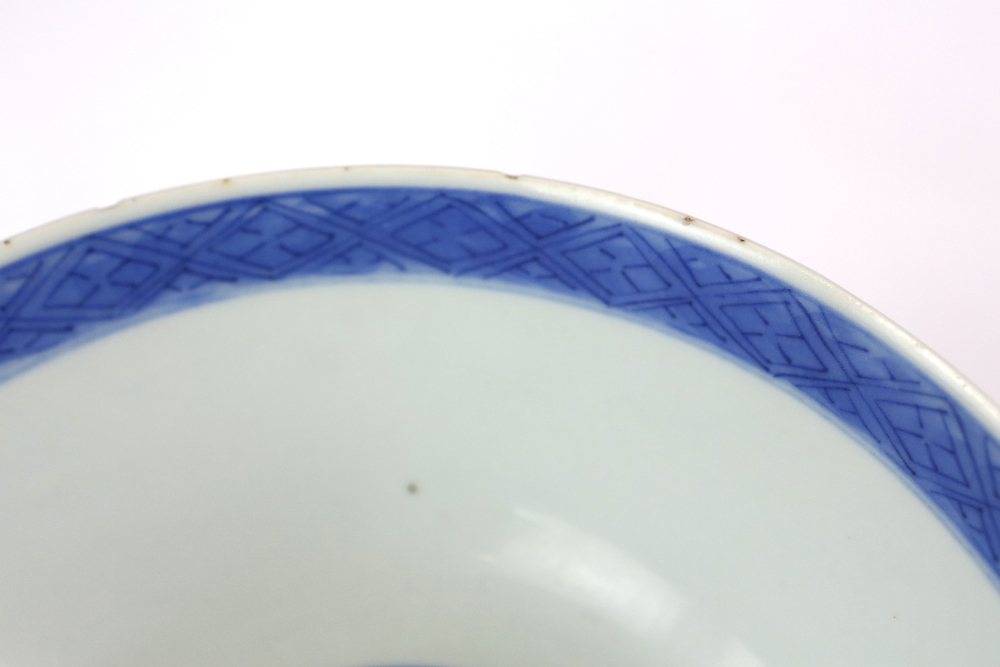 A blue and white bowl with four-character Kangxi mark, 20.5 cm diameter; a pair of blue and white - Image 6 of 26