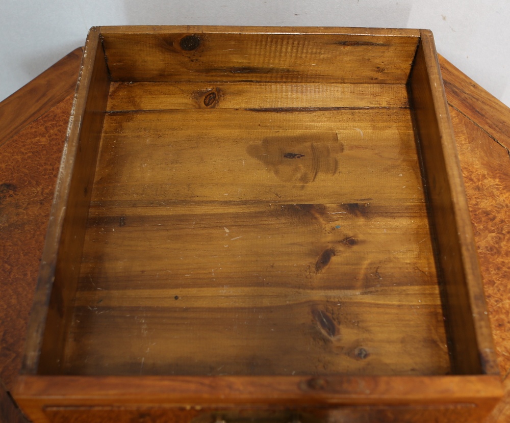 A pair of Chinese wood cabinets; each one approximately 62 x 49 x 51 cm, and of Eight-sided form - Image 3 of 26