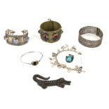 Group of costume jewellery, including a charm bracelet with blue topaz set heart charm, stamped 9 ct