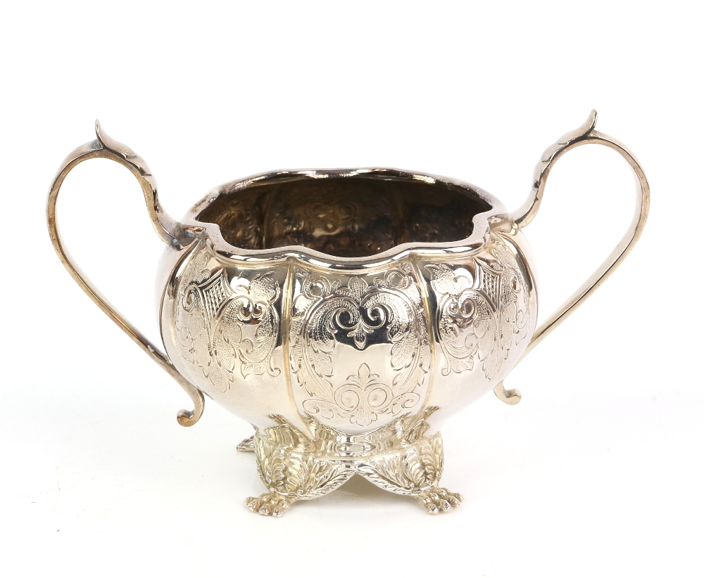 Silver plated four piece tea and coffee service, comprising coffee pot, teapot, cream jug and - Image 6 of 10