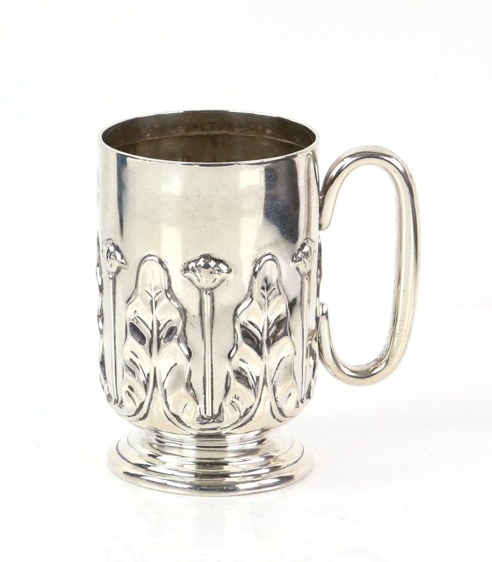 Edward VII silver christening mug, by Goldsmiths & Silversmiths Ltd, Birmingham 1906, in fitted - Image 3 of 7