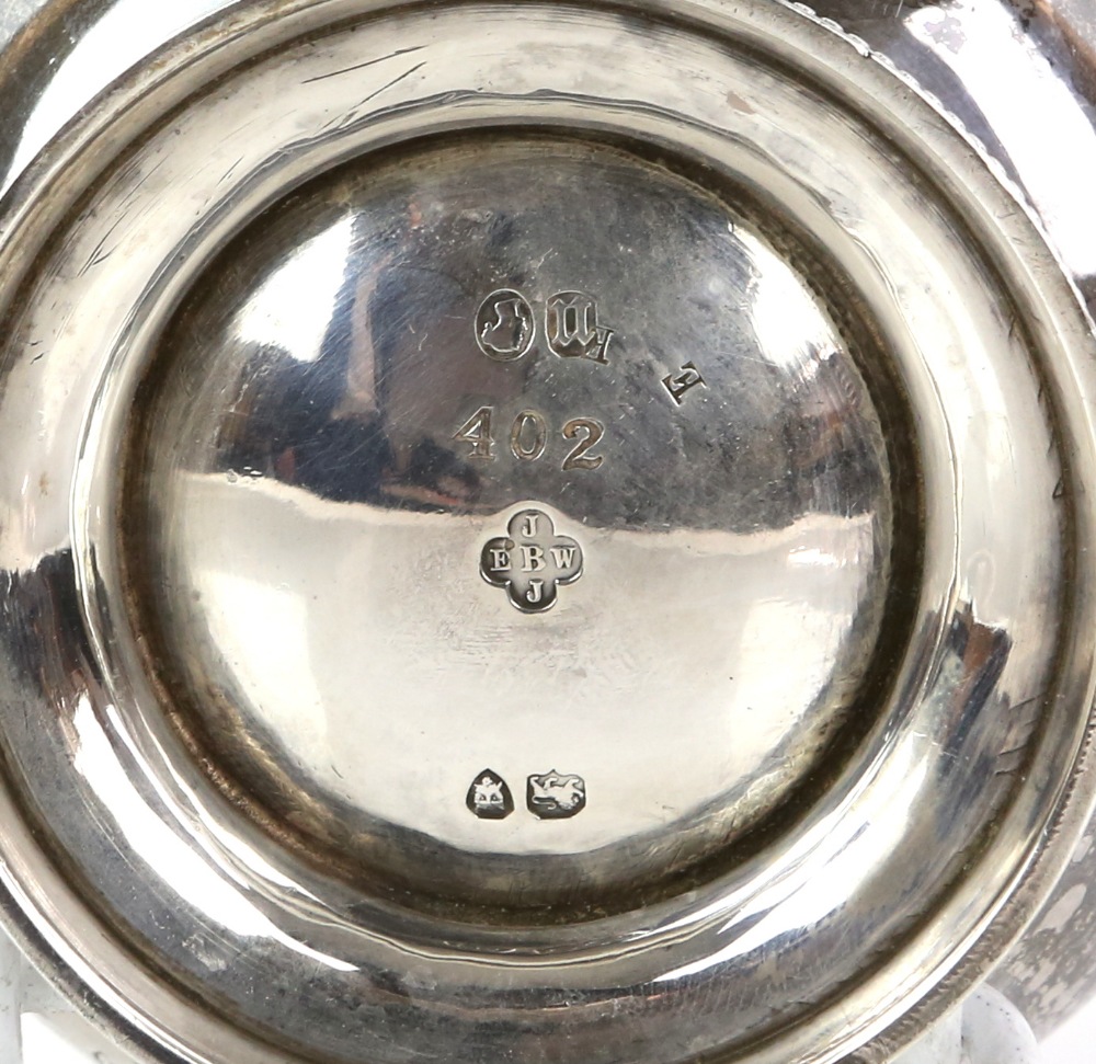 Victorian silver cream jug with engraved decoration, beaded border and foot, by Barnard & Sons Ltd., - Image 5 of 5