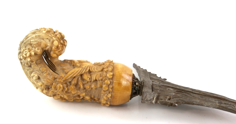 Southeast Asian Kris, the ivory handle carved with a flying horse, and foliate scrolls, and set with - Image 11 of 14