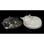 Royal Copenhagen sleeping cats, no422, one grey one white, each 14cm across (2 in lot)