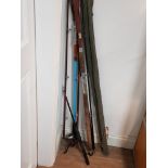 BUNDLE OF FISHING RODS INCLUDES TELESCOPIC ROD AND REEL PLUS FLY FISHING ROD IN BAG ETC