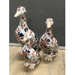 A FAMILY OF 3 CHINESE IMARI STYLE DUCKS