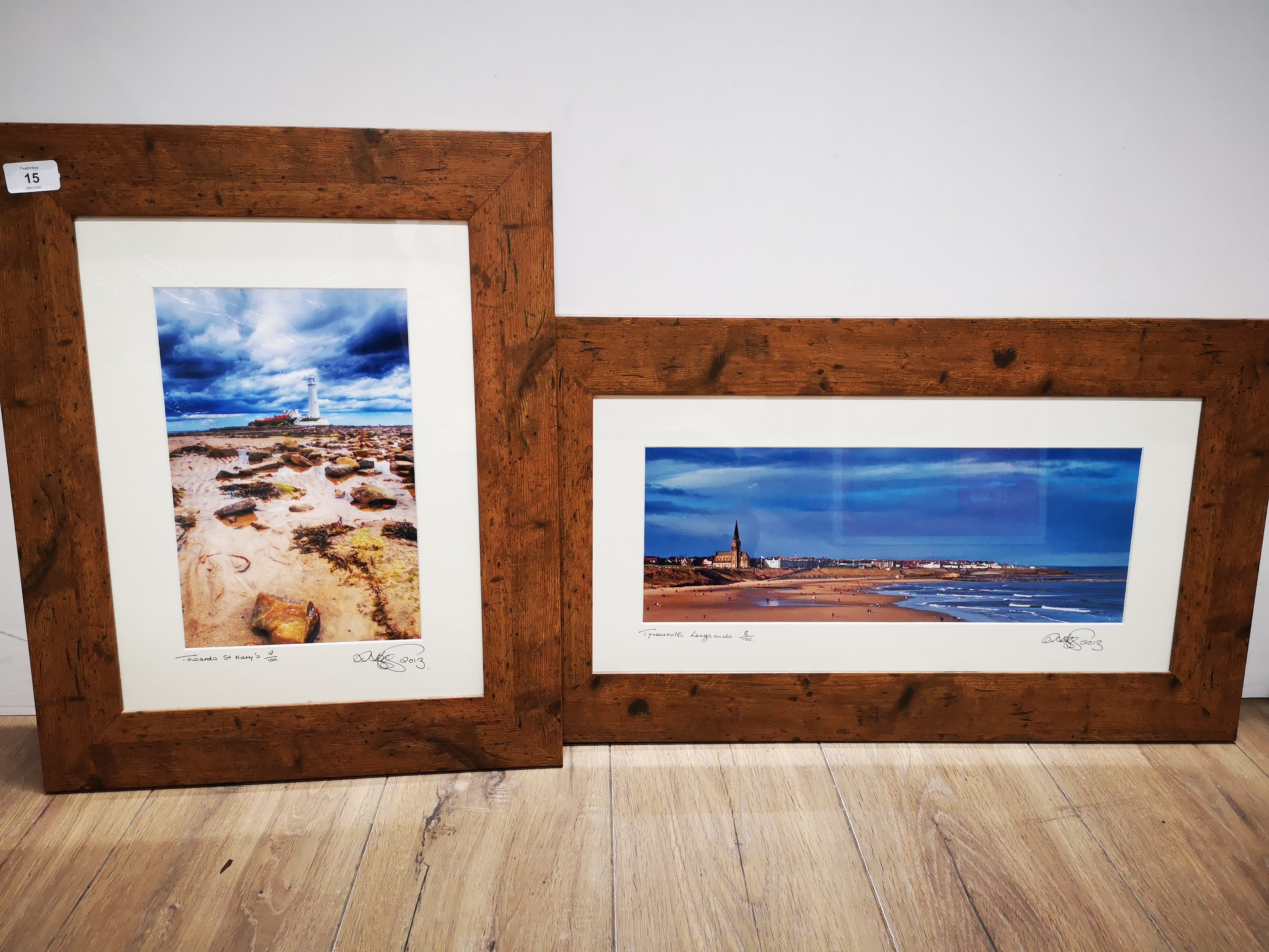 2 NICELY FRAMED LIMITED EDITION PHOTOGRAPHS BY RICHARD KNAPPER TYNEMOUTH LONGSANDS 8/100 AND TOWARDS