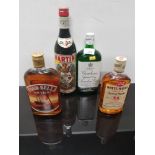 4 BOTTLES INC GORDON'S GIN WHYTE AND MACKAY SCOTCH WHISKEY FOUR BELLS NAVY RUM AND MARTINI