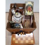 A BOX OF MISCELLANEOUS INC VINTAGE TINS TUSCAN CHINA HORSE AND CARRIAGE ETC