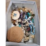 A BOX OF ASSORTED COSTUME JEWELLERY