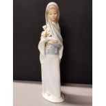 LLADRO FIGURE 5604 SPRING TOKEN WITH ORIGINAL BOX HEIGHT 23.5CM