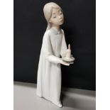 LLADRO FIGURE 4868 GIRL WITH CANDLE SIGNED AND DATED ON BASE WITH ORIGINAL BOX HEIGHT 20CM