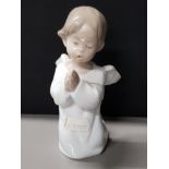 LLADRO FIGURE 4538 ANGEL PRAYING WITH ORIGINAL BOX HEIGHT 13.5CM