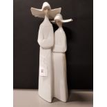 LLADRO FIGURE 4611 2 NUNS HEIGHT 33CM