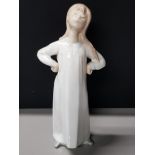 LLADRO FIGURE 4872 GIRL WITH HANDS ON HIPS AKIMBO WITH ORIGINAL BOX HEIGHT 20CM