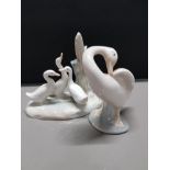 LLADRO FIGURE GOOSE TOGETHER WITH A NAO BY LLADRO GROUP FIGURE OF 3 GEESE