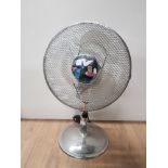 CHROME EFFECT REVOLVING TABLE FAN