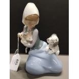 LLADRO FIGURE 5032 LITTLE FRISKIES