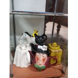 5 NOVELTY TEAPOTS INCLUDES RINGTONS