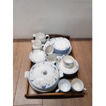 A LARGE QUANTITY OF ROYAL DOULTON EXPRESSIONS TEA AND DINNER WARE